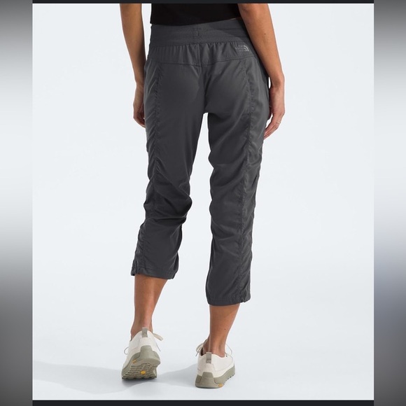 The North Face Pants - The north face grey women’s Aphrodite 2.0 rouched capri legging pants